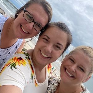 Meet your Posher, Anna